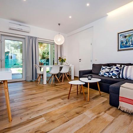 Apartmani Brajkovic 罗维尼 外观 照片