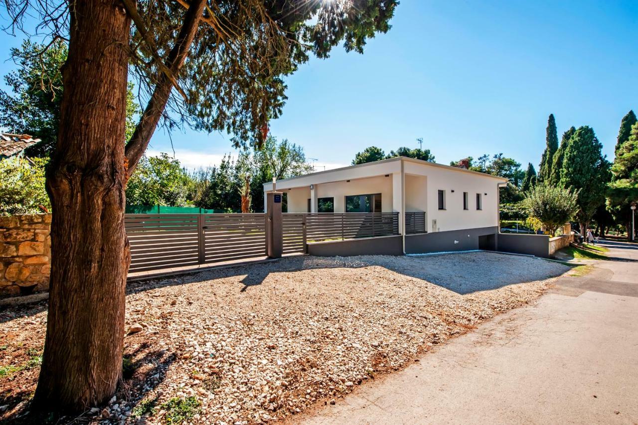 Apartmani Brajkovic 罗维尼 外观 照片