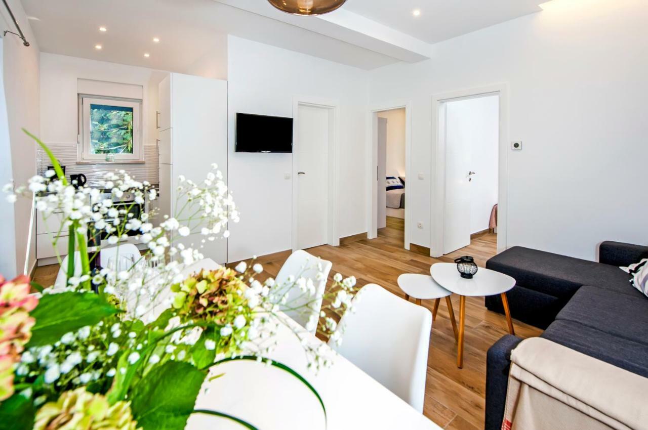 Apartmani Brajkovic 罗维尼 外观 照片